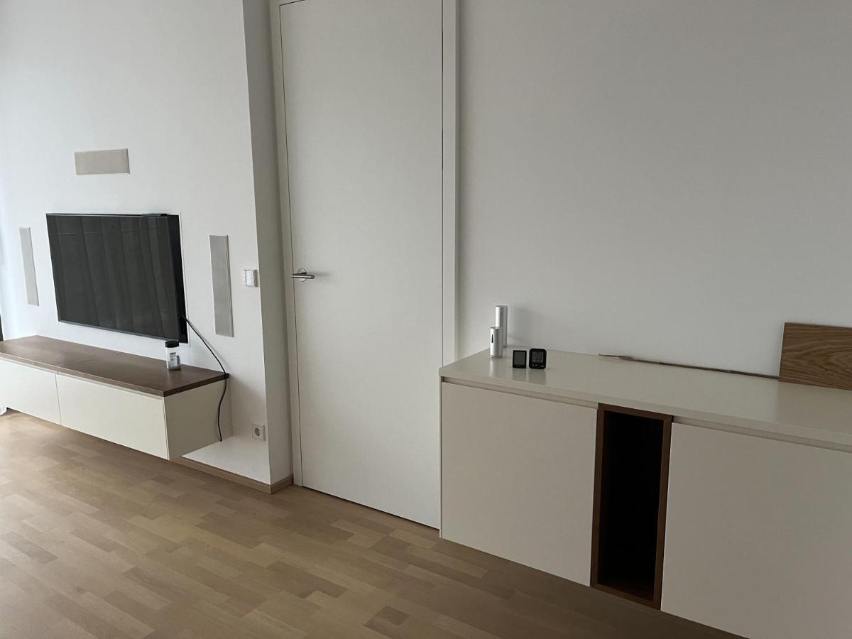 Luxusappartement Mit Garage Im Zentrum Wiener Neustadt Luaran gambar